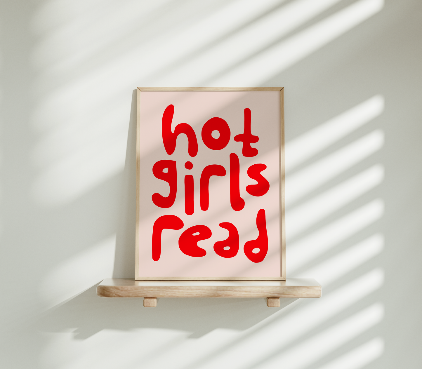 Hot girls read